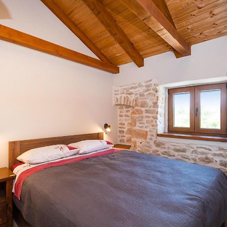 Pet Friendly Home In Murvica With Kitchen 外观 照片