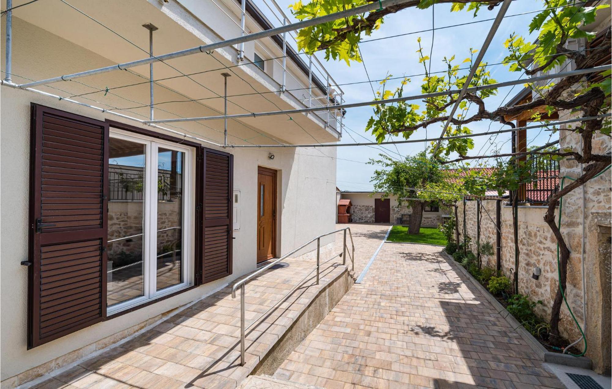 Pet Friendly Home In Murvica With Kitchen 外观 照片