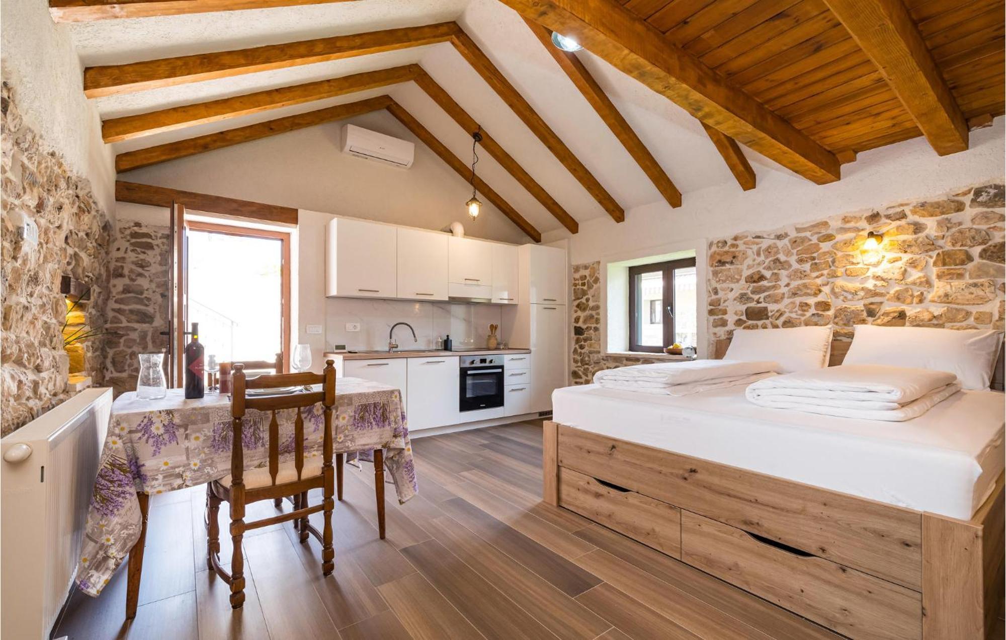 Pet Friendly Home In Murvica With Kitchen 外观 照片