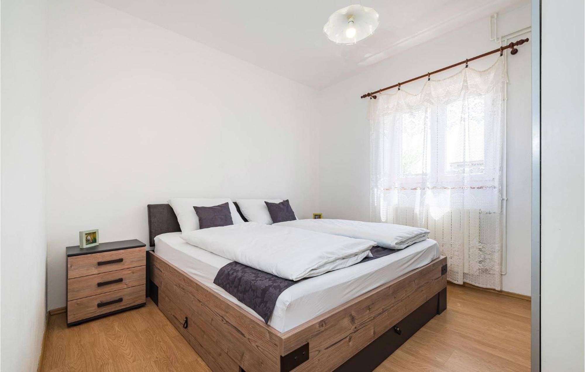 Pet Friendly Home In Murvica With Kitchen 外观 照片